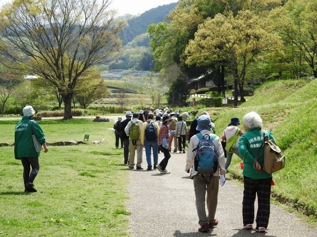 02.jpg