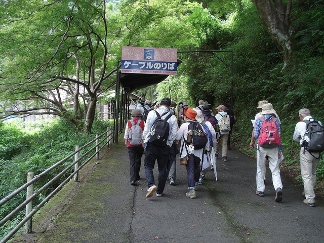 03.jpg