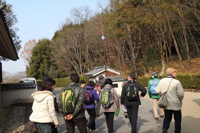 03.jpg